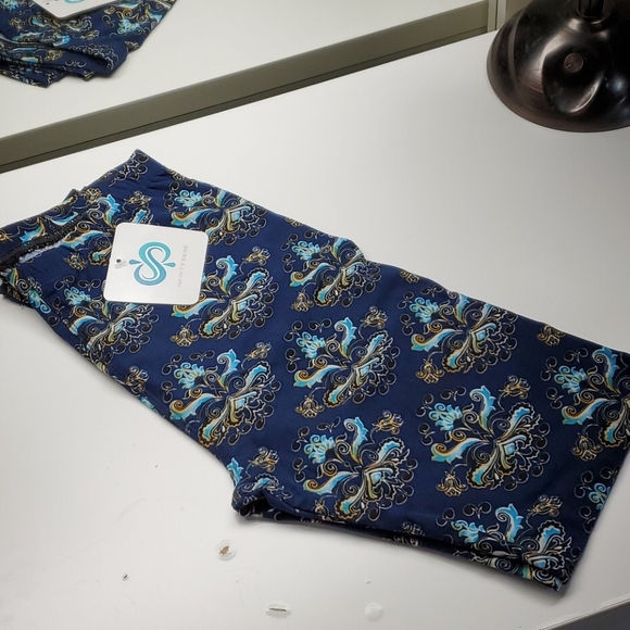 Infinity‎ Raine Leggings - Picture 2 of 3